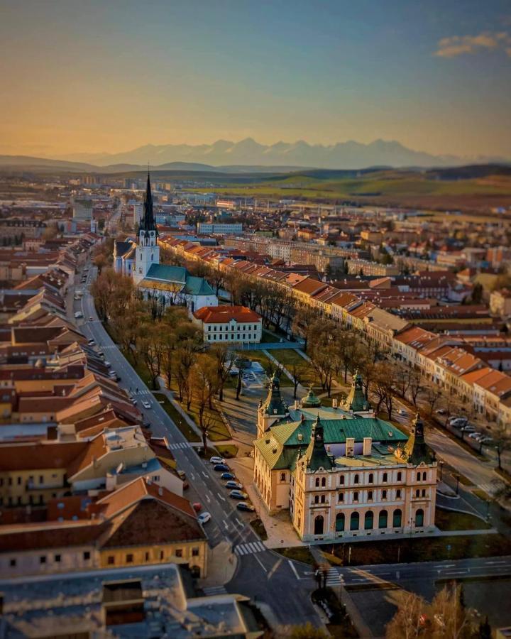 Apartman Ala Spišská Nová Ves エクステリア 写真