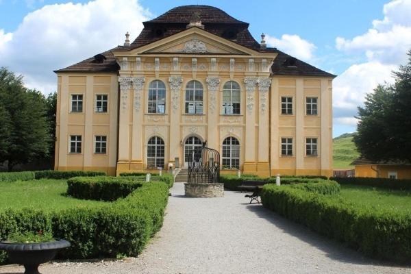 Apartman Ala Spišská Nová Ves エクステリア 写真