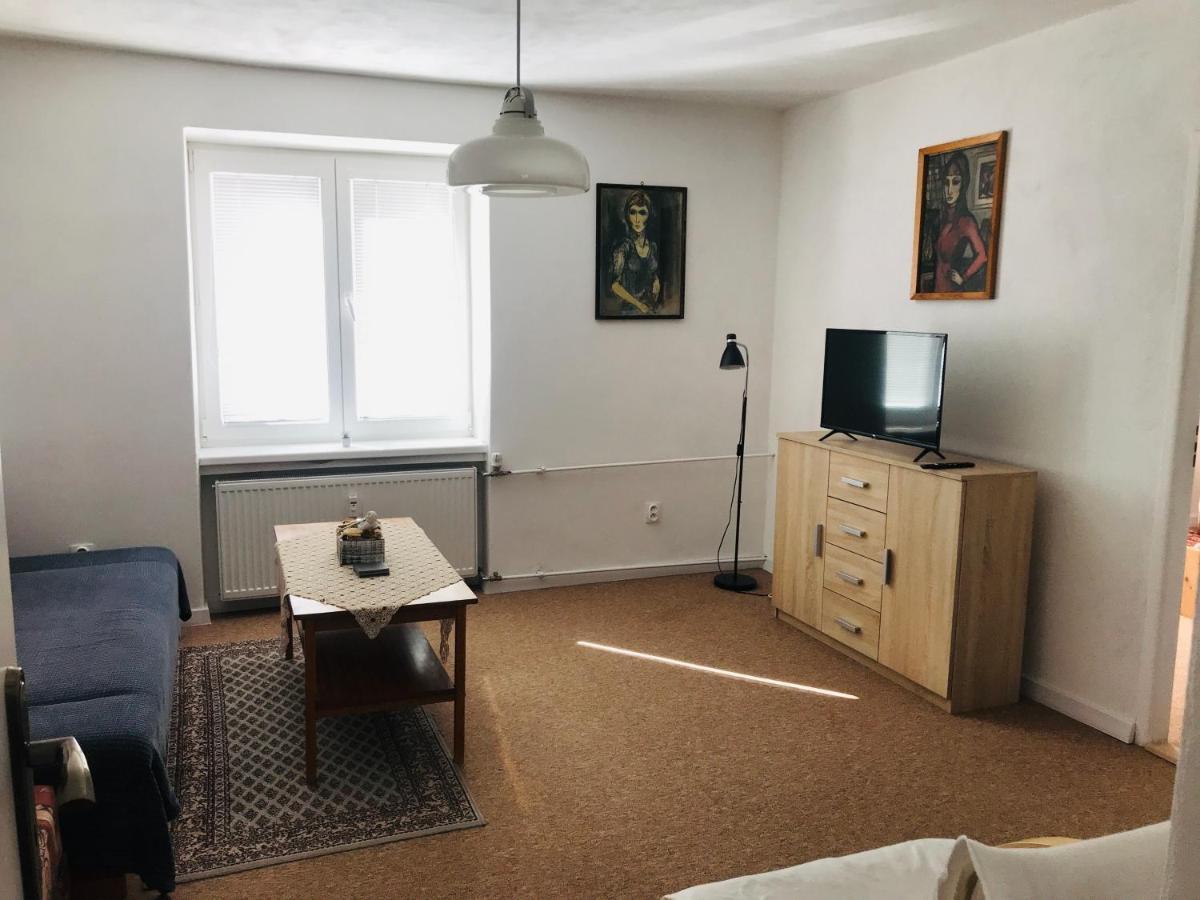 Apartman Ala Spišská Nová Ves エクステリア 写真